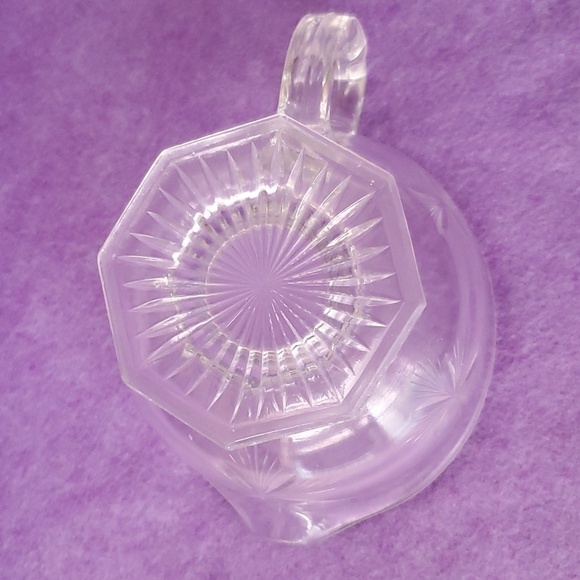 EAPG US Glass Co. No. 15120 (OMN) aka Venus Creamer ca 1910 - Picture 5 of 7